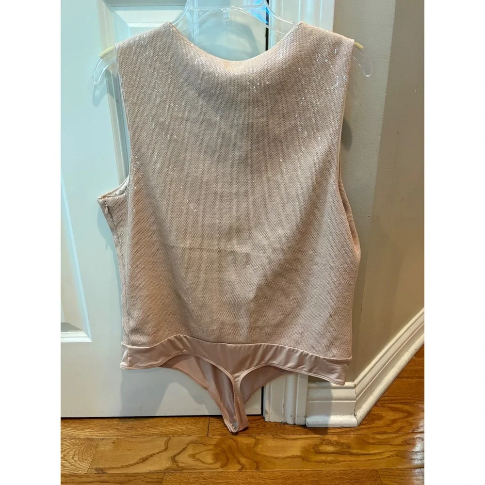 New Express Body Contour Sequin beige Bodysuit Sleeveless Top Party XL - Picture 6 of 10